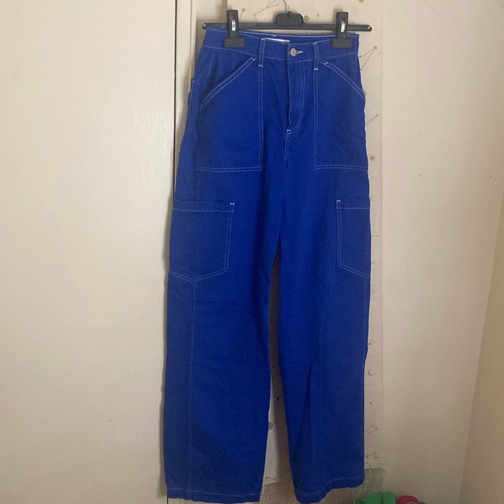 H&M blue high waisted, straight legged cargo pants.